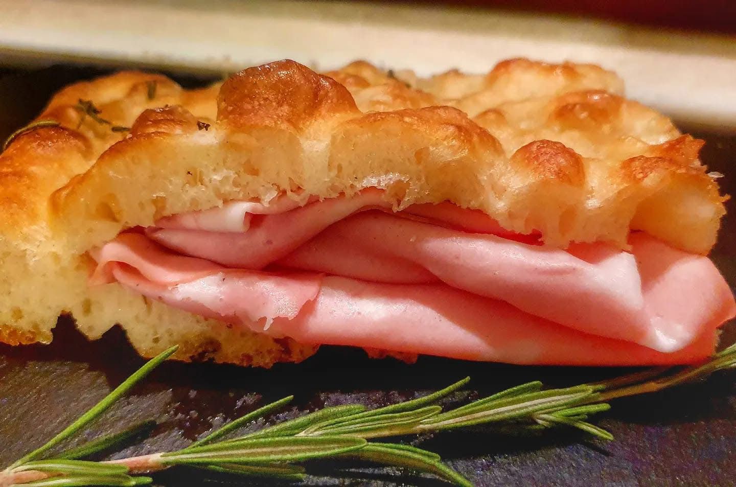 Focaccia bianca senza impasto